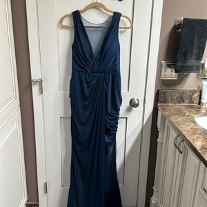 AZAZIE Dark Navy long brides made dress. Size 8. New with tag.
